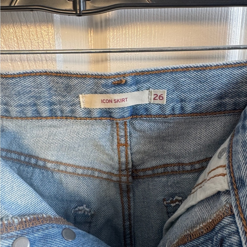 Levi's Icon Mini Skirt - Light Blue Denim with Raw Hem - Picture 4 of 6